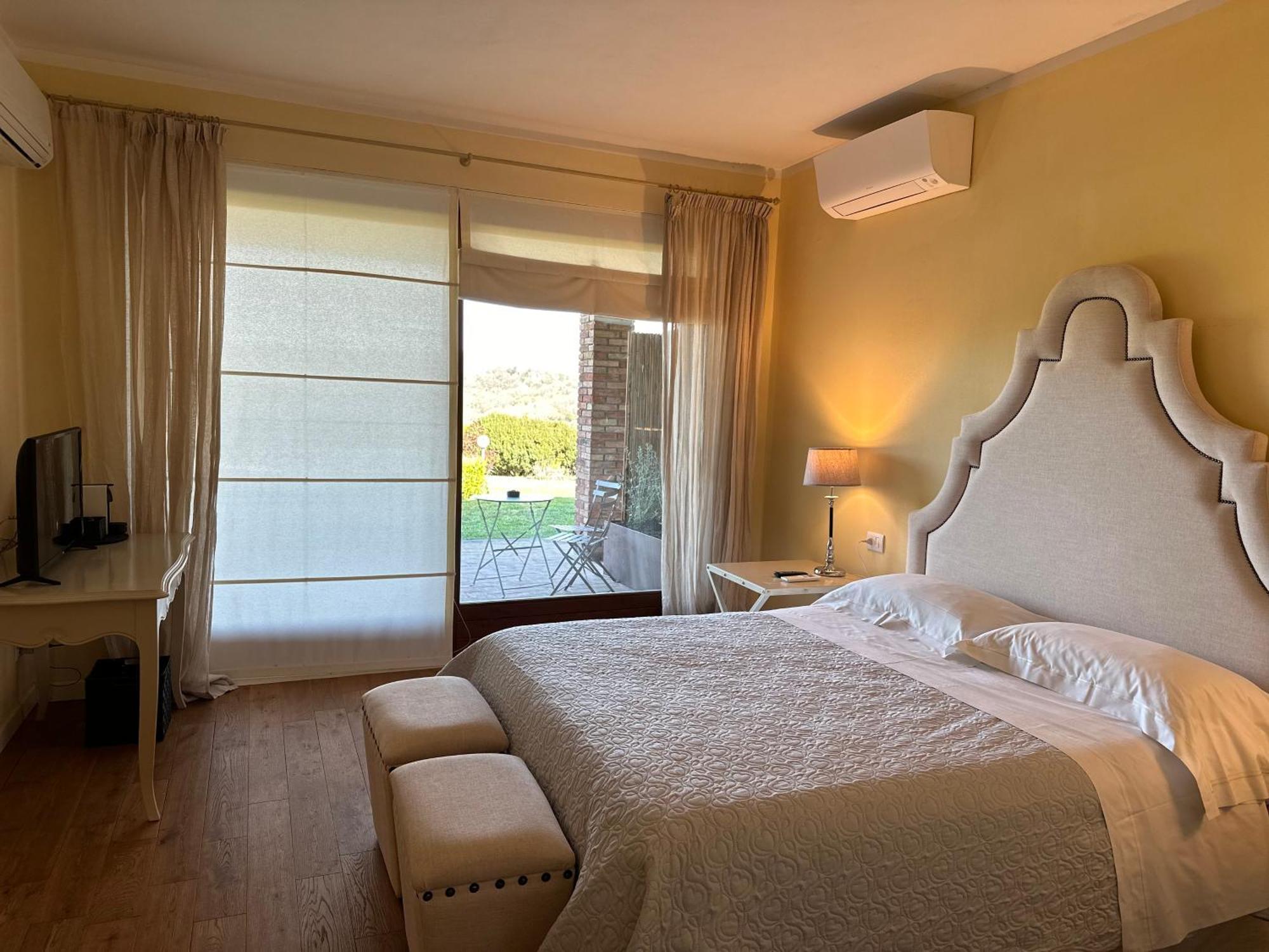 Saturnia Country Villas エクステリア 写真